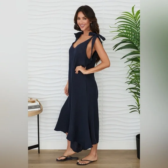 (9879/255108-SOL-NVY) TIE SHOULDER V-NECK LINEN JUMPSUIT - Picture 2 of 3